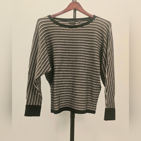 Cyrus Black and Cream Men's Crewneck Sweater - Picture 2 of 6